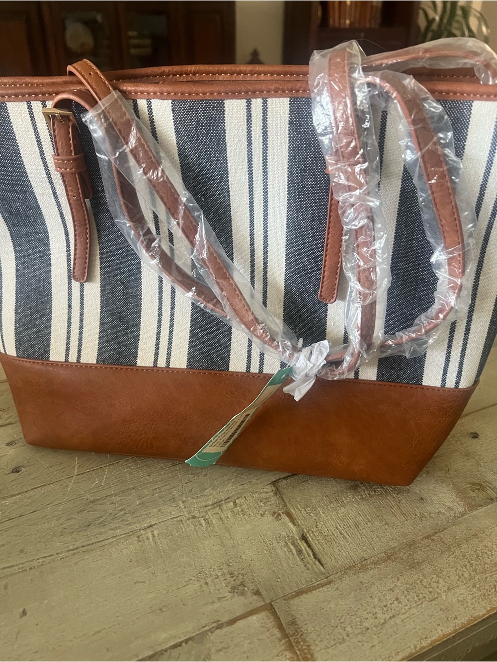 NWT Urban Expressions Robi Classic Work Tote - Picture 3 of 6